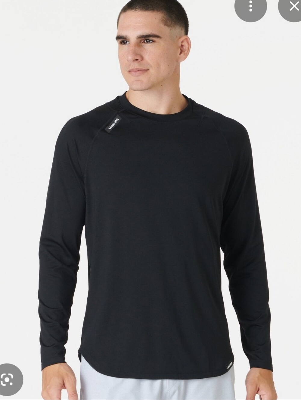 LEGENDS Men's Black Short-Sleeve Crew Neck Tee
